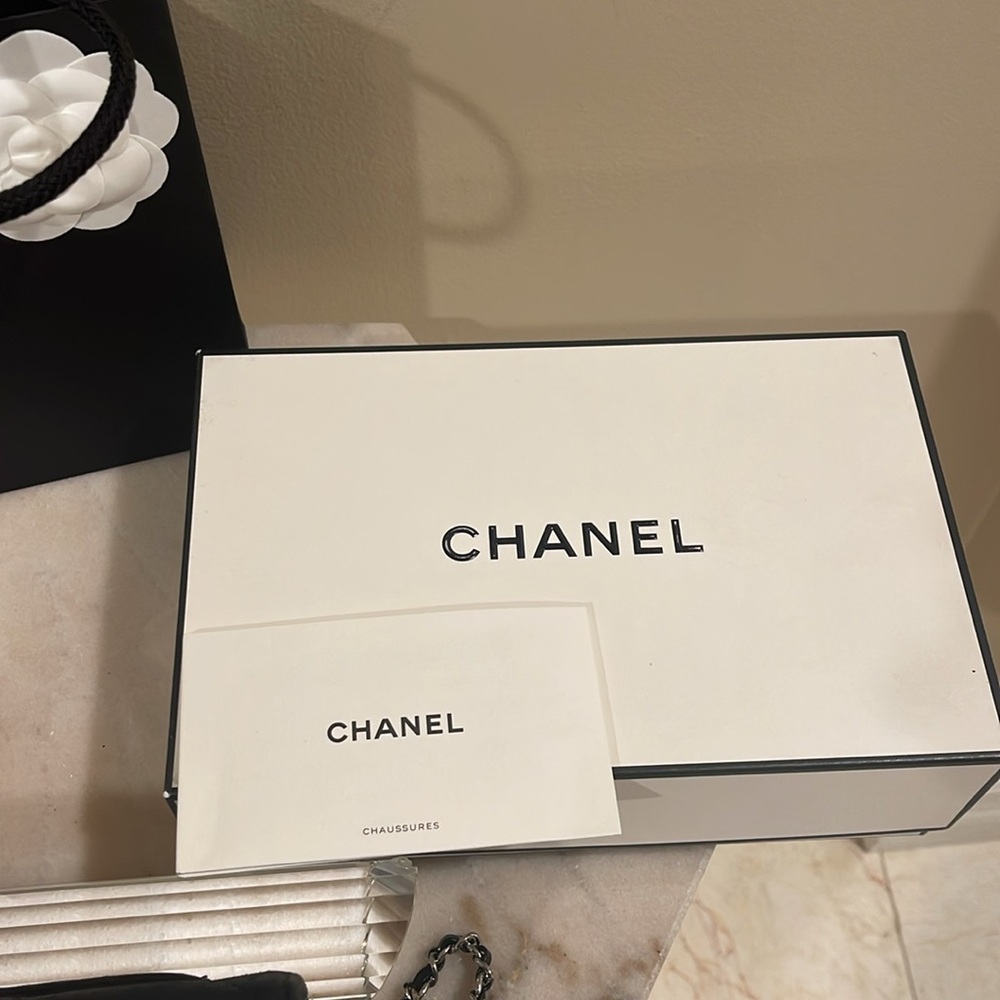 Chanel quilted mattelasse lambskin black trifold long wallet - Picture 13 of 14